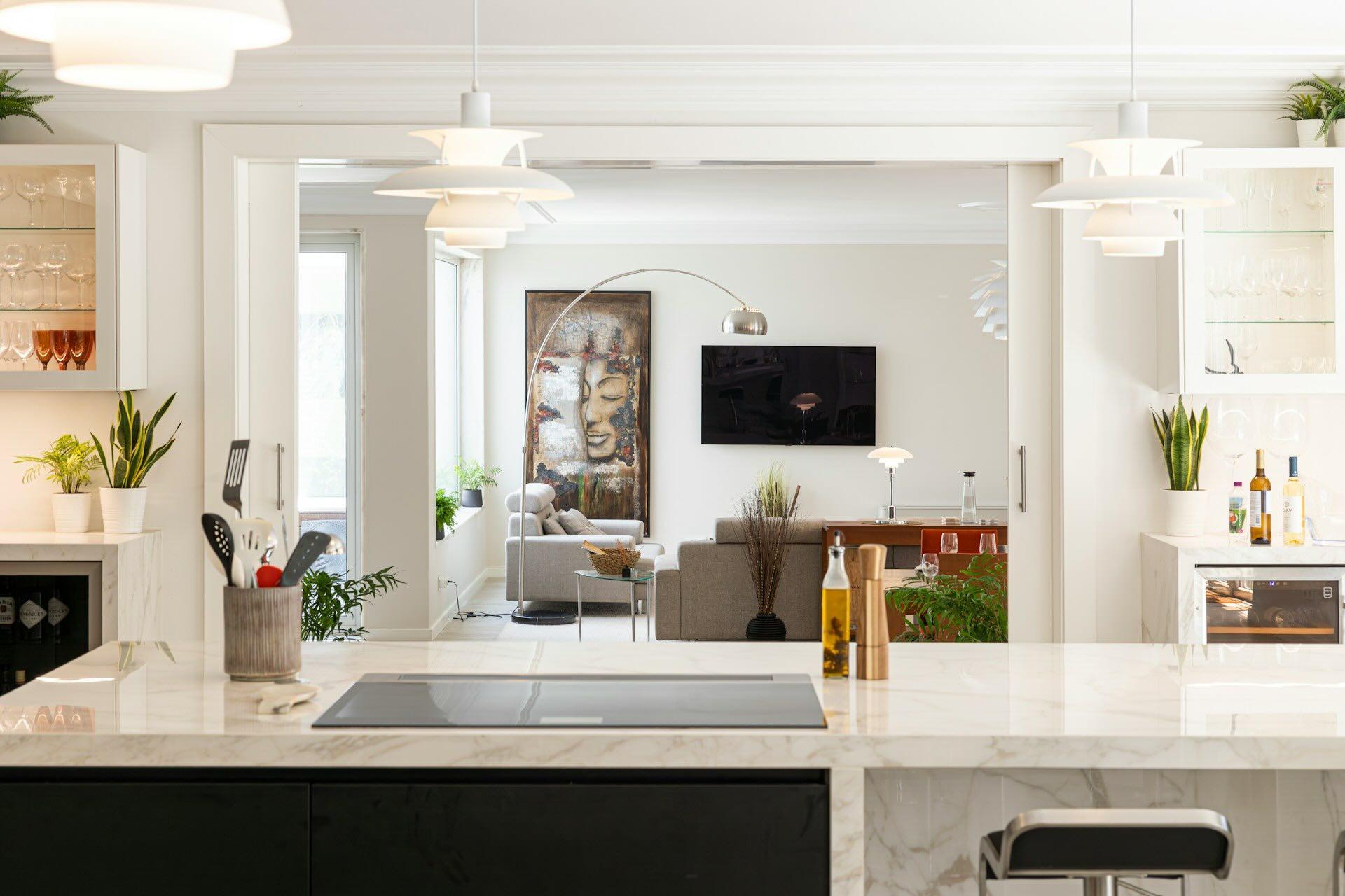 Why a Condo Hotel Rental is the Best of Both Worlds