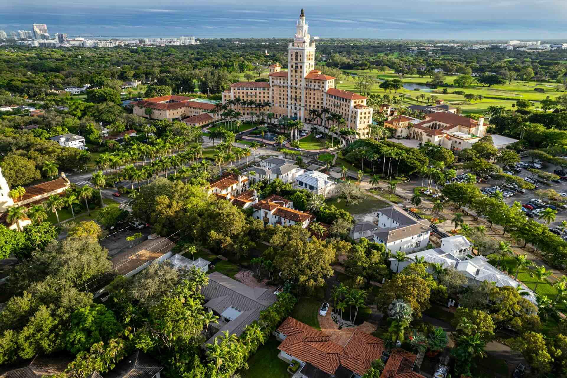 Selling in Coral Gables: Maximize Gains, Buy Smart
