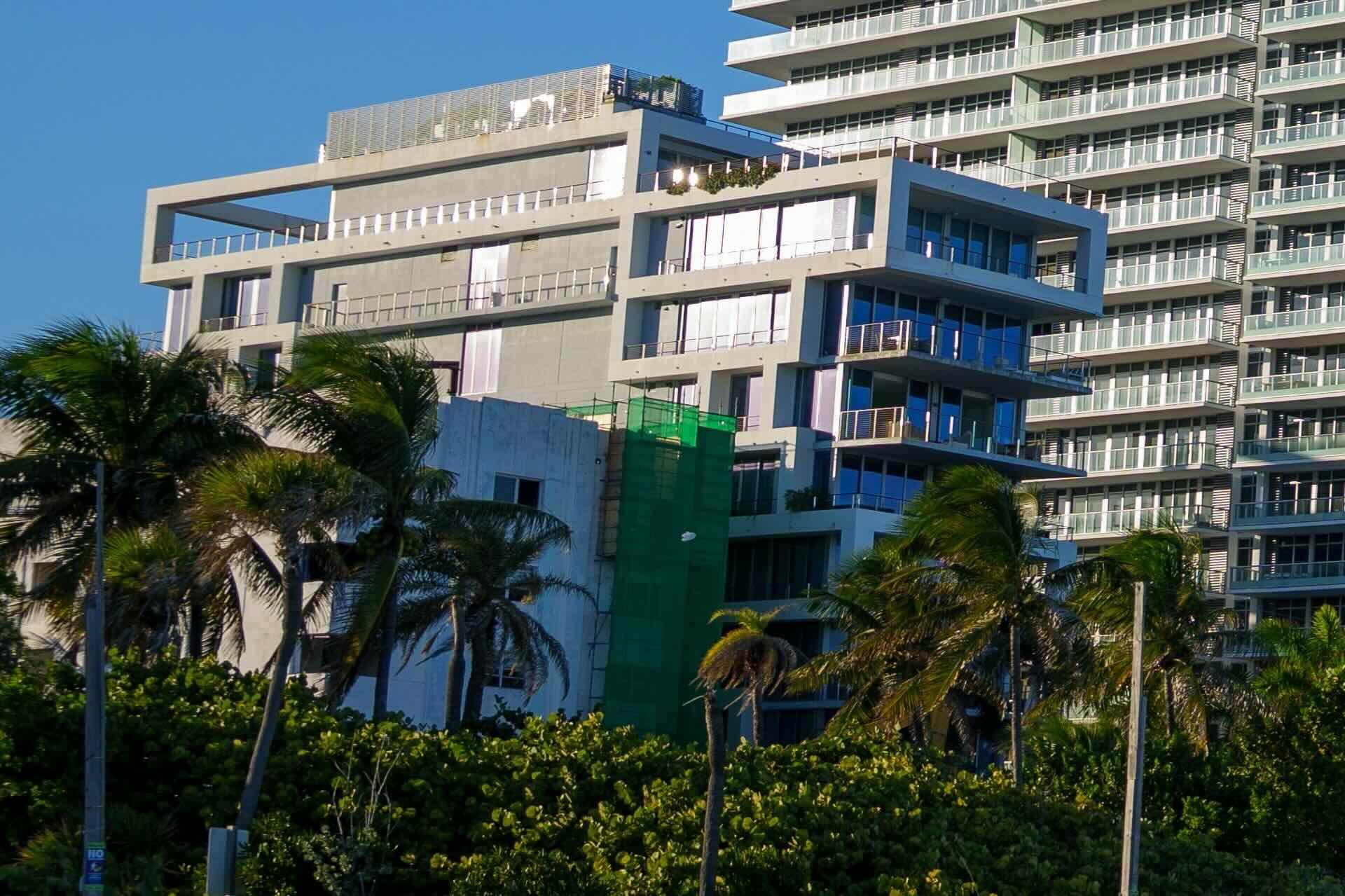 Miami Condo Hotels vs. Traditional Condos, Which Performs Better